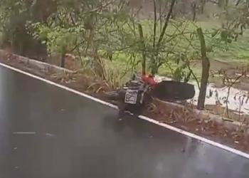 Un motociclista llamado Carlos.