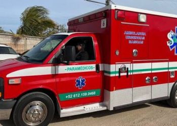 Un joven motociclista.